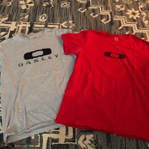 2 Men’s Oakley Shirts